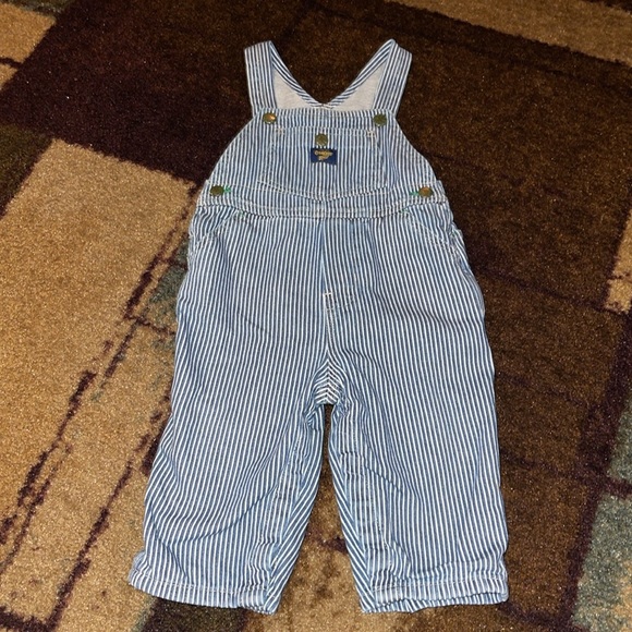 OshKosh B’gosh Boys/Toddler Navy/White Striped Overalls 12 Months - Picture 2 of 6